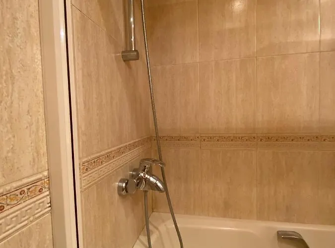 La Ostra De Mirakontxa * سان سيباستيان